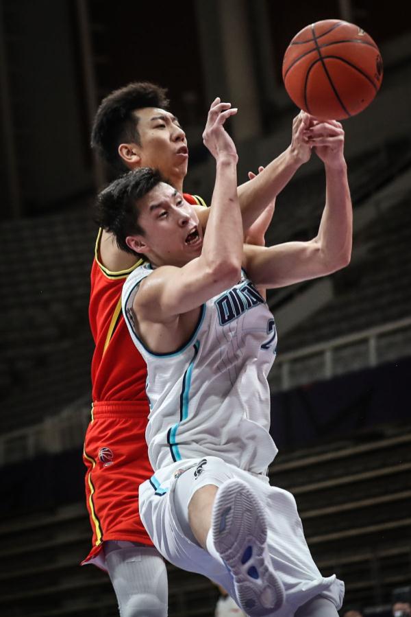 篮球 | CBA第三阶段：吉林九台农商银行胜青岛每日优鲜