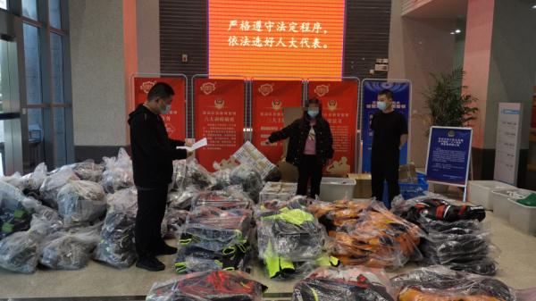 制假头盔案值2亿元！苏州警方成功摧毁侵犯知识产权全链条犯罪团伙