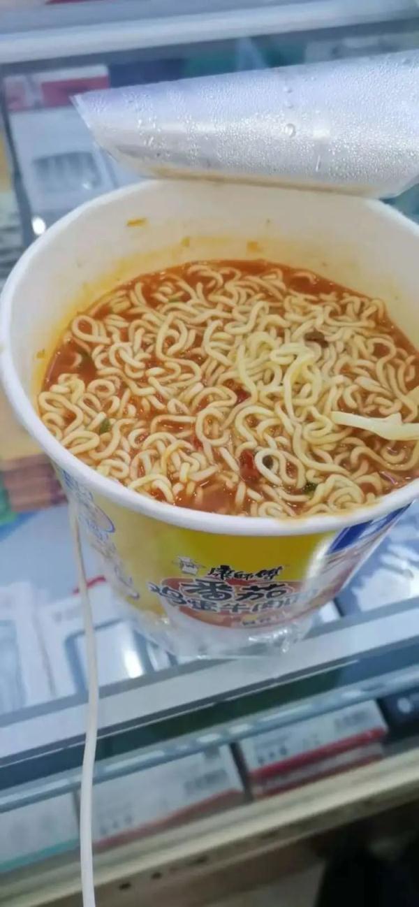 27岁律政小伙被封菜场48小时,摆摊“法律咨询”却成相亲角? 27岁律政小伙被封菜场48小时,摆摊“法律咨询”却成相亲角?