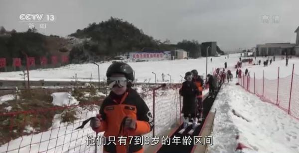 学滑冰、街头跑步……奥运之后谷爱凌还做了哪些事? 学滑冰、街头跑步……奥运之后谷爱凌还做了哪些事?