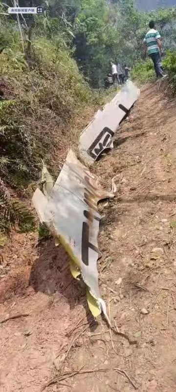 东航空难救援进行中！发现飞机残骸，尚未发现遇难者遗体