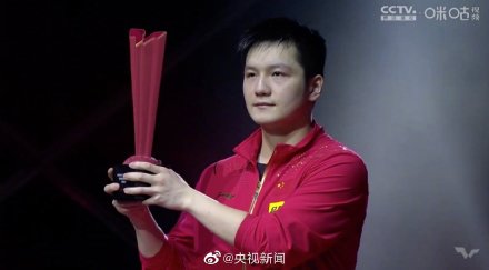 球不落地，永不放弃！樊振东说掌声给马龙