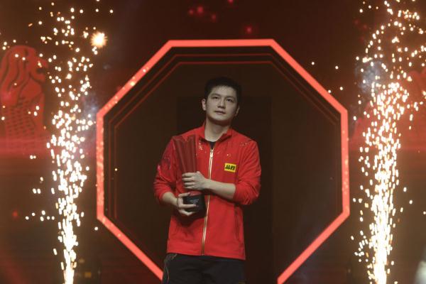 乒乓球 | WTT新加坡大满贯:樊振东男单夺冠 乒乓球 | WTT新加坡大满贯:樊振东男单夺冠