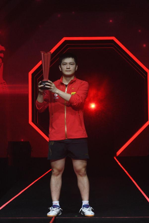 乒乓球 | WTT新加坡大满贯:樊振东男单夺冠 乒乓球 | WTT新加坡大满贯:樊振东男单夺冠