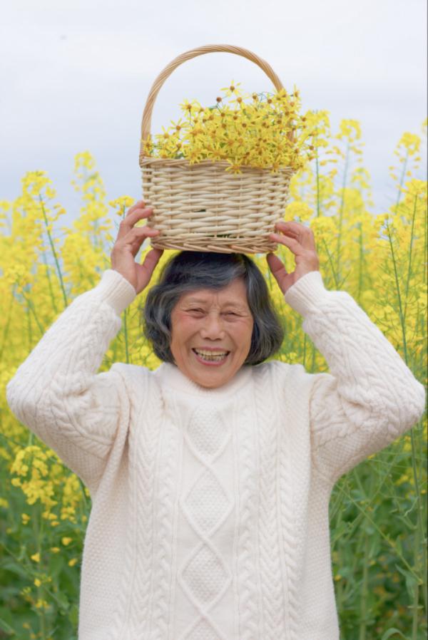 “姑娘，我去世时能用你拍的照片吗？”