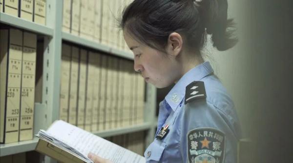 她靠一声断喝镇住7名嫌疑人，其从警动机竟与动画片有关……