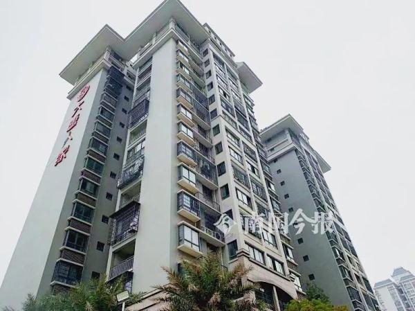 柳州业主自救烂尾楼后，想装修却受阻！最新回应来了→