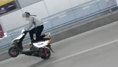 提龙头，摆动作！花果园“炸街”的“鬼火”少年被传唤！