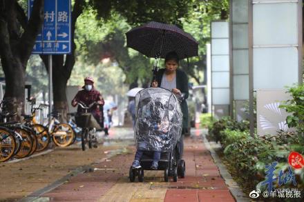 广东“入汛”次日暴雨+“回南天”，未来几天雨难停