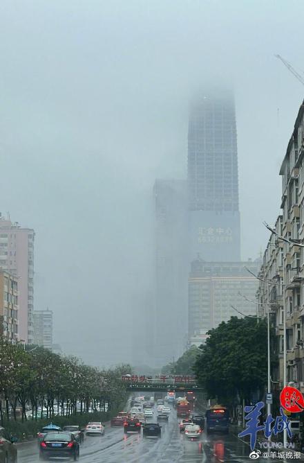 广东“入汛”次日暴雨+“回南天”，未来几天雨难停