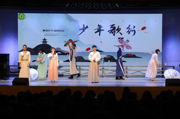 用传统文化丰润生命底色——山东省实验中学传统文化教育的传承与创新 用传统文化丰润生命底色——山东省实验中学传统文化教育的传承与创新