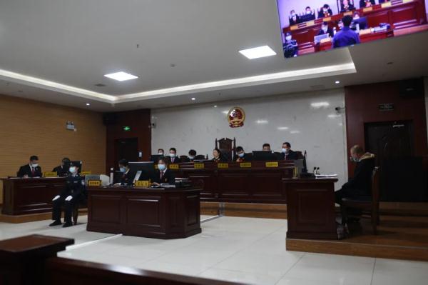 赔偿12万！梵净山金顶摩崖石壁刻字案开庭