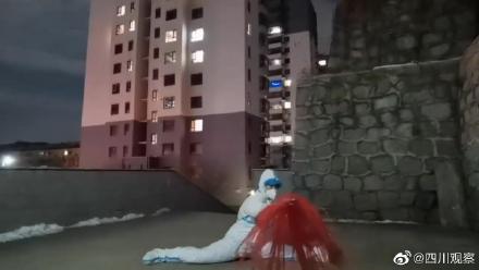 大白耍起红缨枪病毒看了都怕