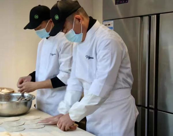 眼神一对，包子免费！