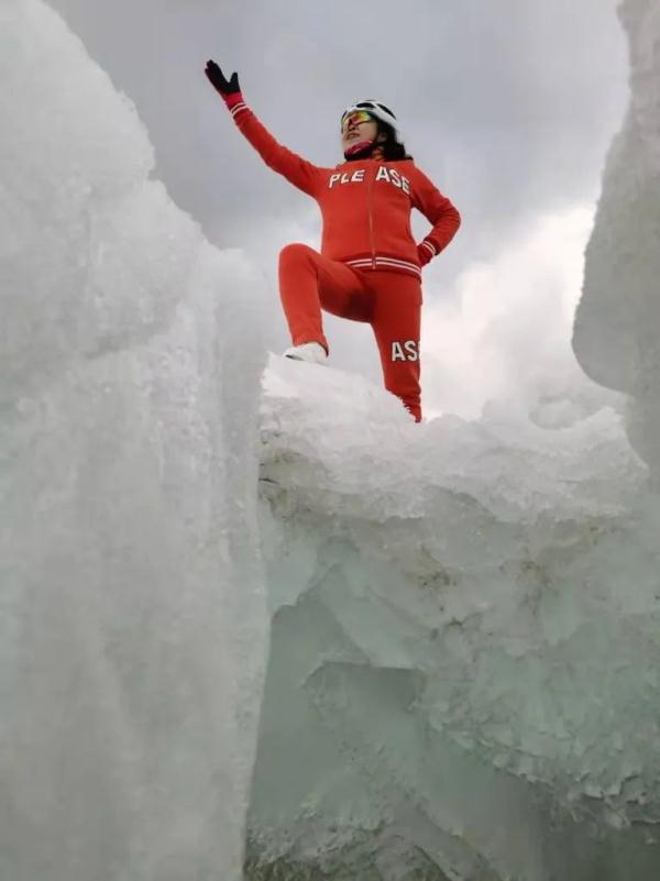 哈尔滨的冰块火了,被网红当成钻石海打卡!但仍需注意… 哈尔滨的冰块火了,被网红当成钻石海打卡!但仍需注意…