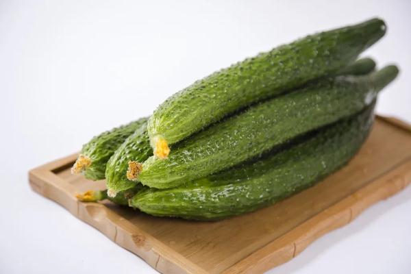 青椒，可别当它只是一种配料！这么吃，好处多多