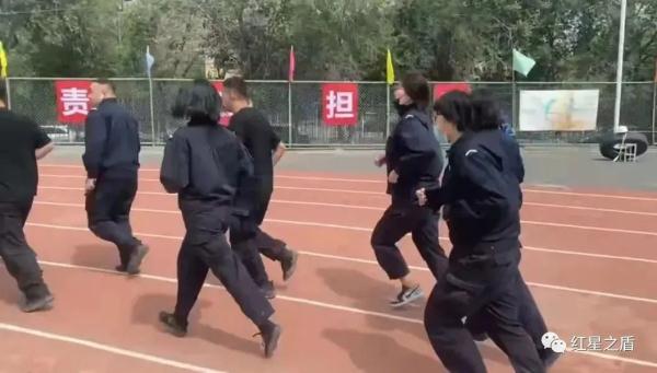 我的警号和爸爸一样