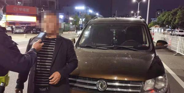 男子去帮朋友开车却反被灌醉!悲剧因此发生了…… 男子去帮朋友开车却反被灌醉!悲剧因此发生了……