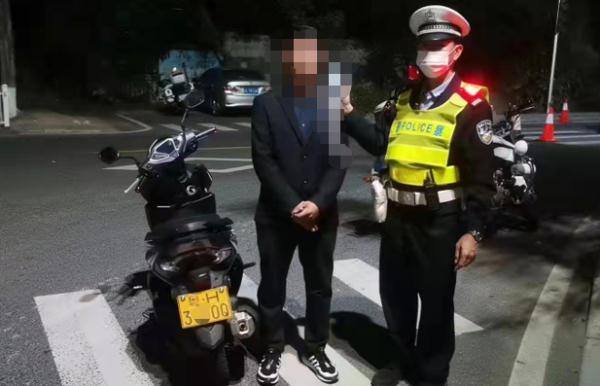 男子去帮朋友开车却反被灌醉!悲剧因此发生了…… 男子去帮朋友开车却反被灌醉!悲剧因此发生了……