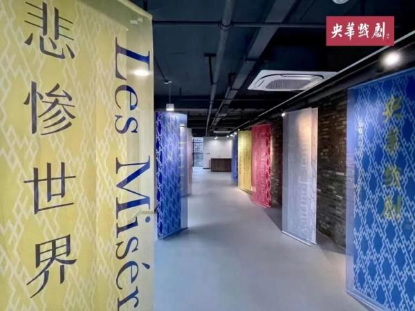 刘烨12年后再演话剧：塑造一个让中国观众接受的“冉.阿让”