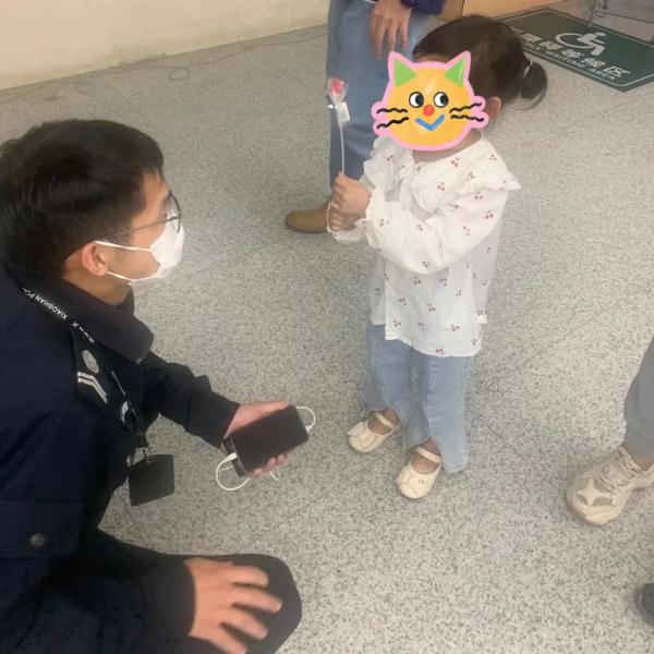 杭州一孕妇派出所门口求助：救救我女儿……