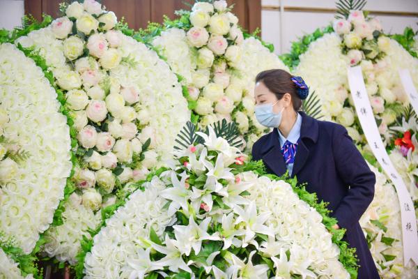 北京：走近“85后”女殡葬师