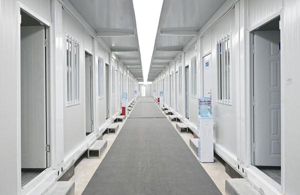 探访上海宝山区富长路集中隔离点