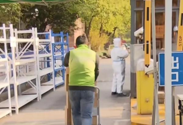 最佳反转！上海民警“教科书式”执法刷屏！聚众者当天成了志愿者