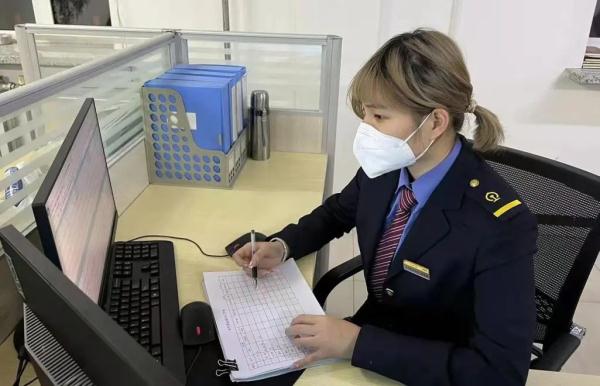 大学毕业入路后,当上班组长! 大学毕业入路后,当上班组长!