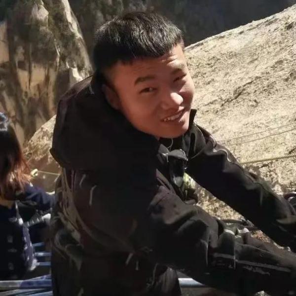 大学毕业入路后,当上班组长! 大学毕业入路后,当上班组长!