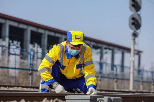 大学毕业入路后,当上班组长! 大学毕业入路后,当上班组长!