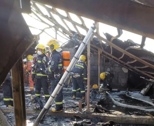 这个“实验”要当心 ,有可能会令人终生难忘! 这个“实验”要当心 ,有可能会令人终生难忘!