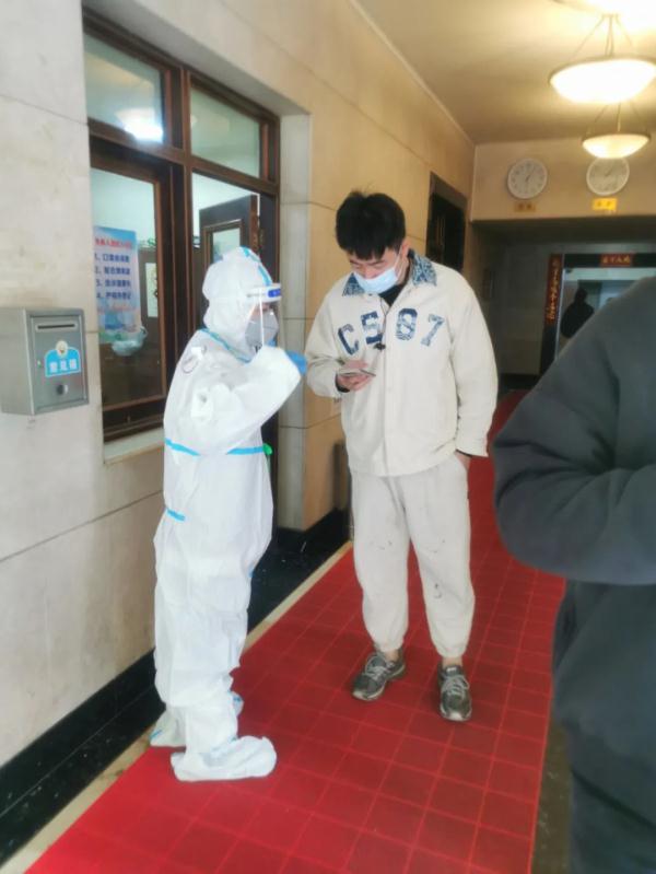 “谁要带鱼？烧不来有点浪费”业主群里一条信息收到大量回复，内容出乎意料……