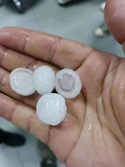 冰雹大如鸡蛋、狂风达13级！资阳、自贡等地遭遇强对流天气