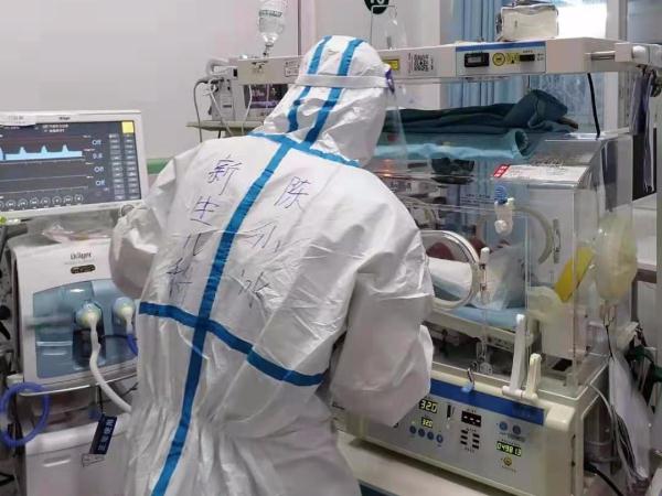 阴性！母子平安！海南首例新冠感染孕妇在三亚顺利分娩