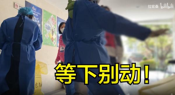 百万网友围观00后楼长：上一秒“光宗耀祖”，下一秒崩溃大哭