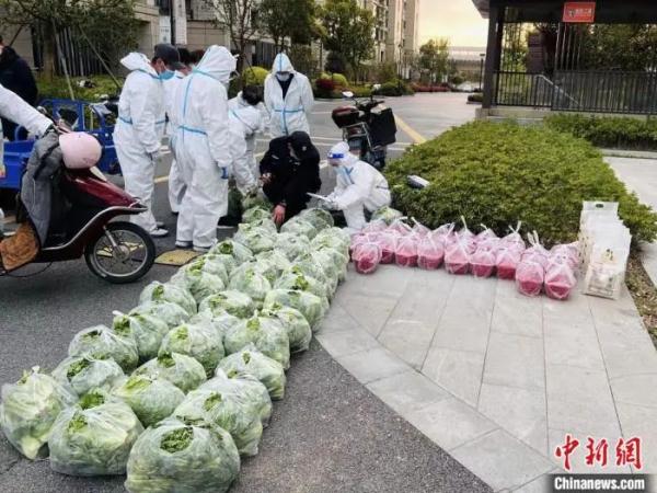 上海人重新定义“团长”