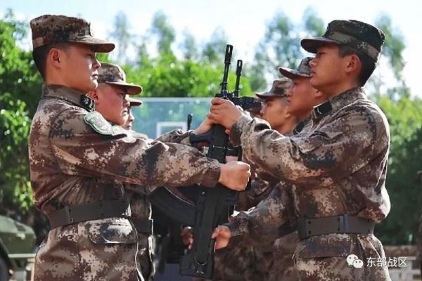 这就是中国军人！