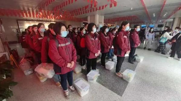 浙江此地宣布：今天0时起，暂停！省内多地医务人员赶赴驰援