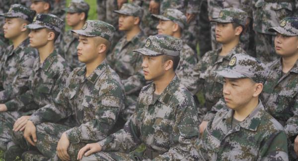 00后女“枪王”沈梦可，亮相新兵役前训练场！