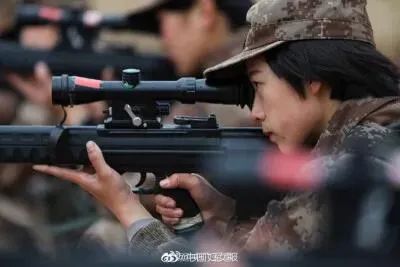00后女“枪王”沈梦可，亮相新兵役前训练场！