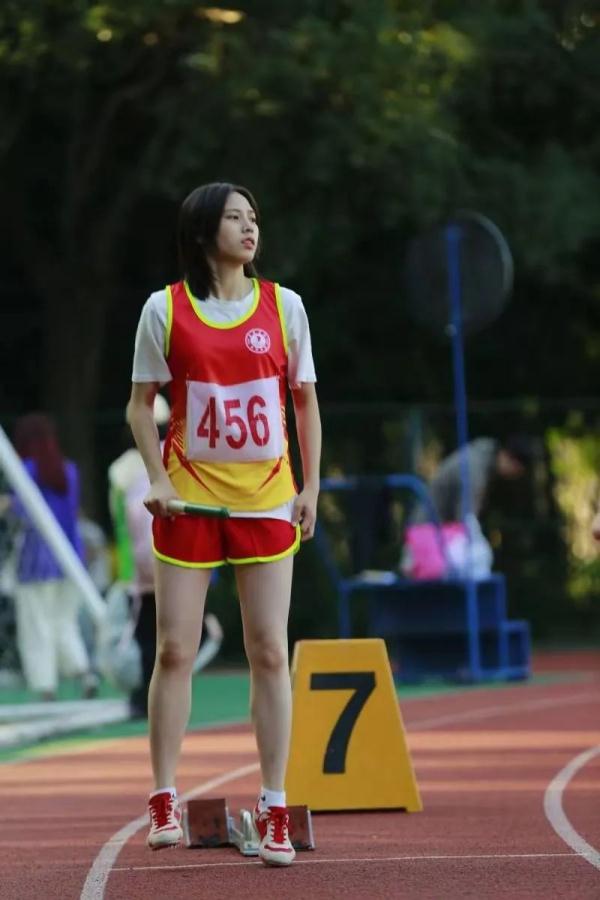 00后女“枪王”沈梦可，亮相新兵役前训练场！