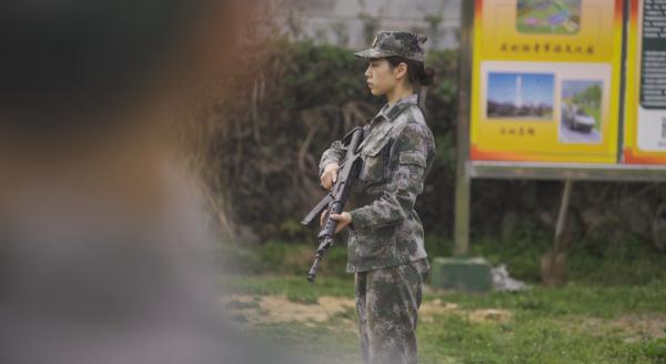 00后女“枪王”沈梦可，亮相新兵役前训练场！