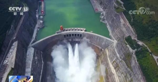 长江干流六座梯级水电站一季度发电量近470亿千瓦时 同比增27% 长江干流六座梯级水电站一季度发电量近470亿千瓦时 同比增27%