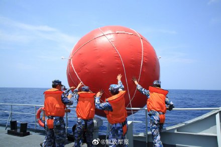 组图 | 直击华山舰海上训练