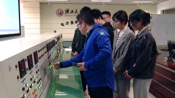 广西两个宿舍全寝保研“985”“211”高校！网友：满屏都是优秀的人