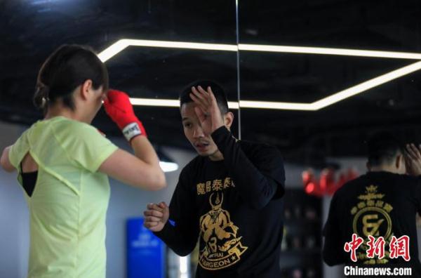 泰籍“蓉漂”阿邦：在成都教泰拳，转变人生“擂台”