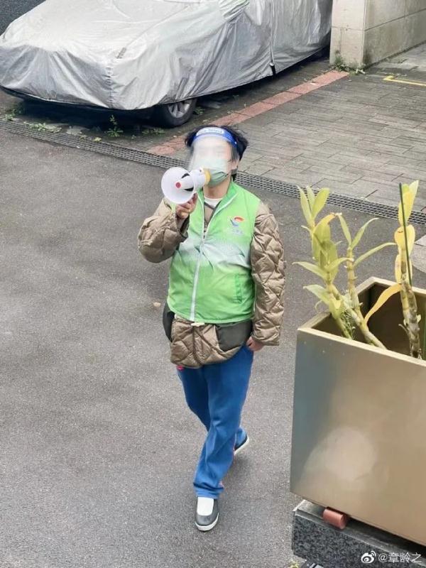 李佳琦、王一博、黄晓明、欧阳娜娜、吕小军……接力驰援上海→