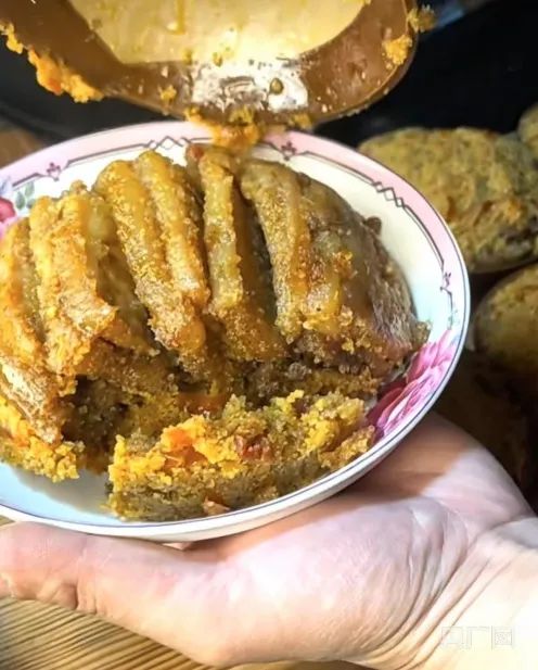 重庆婆媳开网店卖自制菜品被举报“三无”，法院判决十倍赔偿！