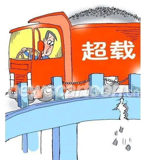夜查超载，别让货车变“祸车”！